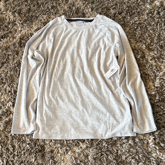 Old Navy Active Long Sleeve t-shirt - Picture 1 of 5